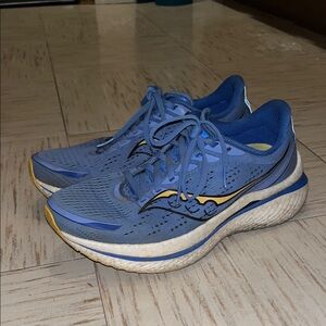 Saucony Women's Endorphin Speed 3 Running Shoes